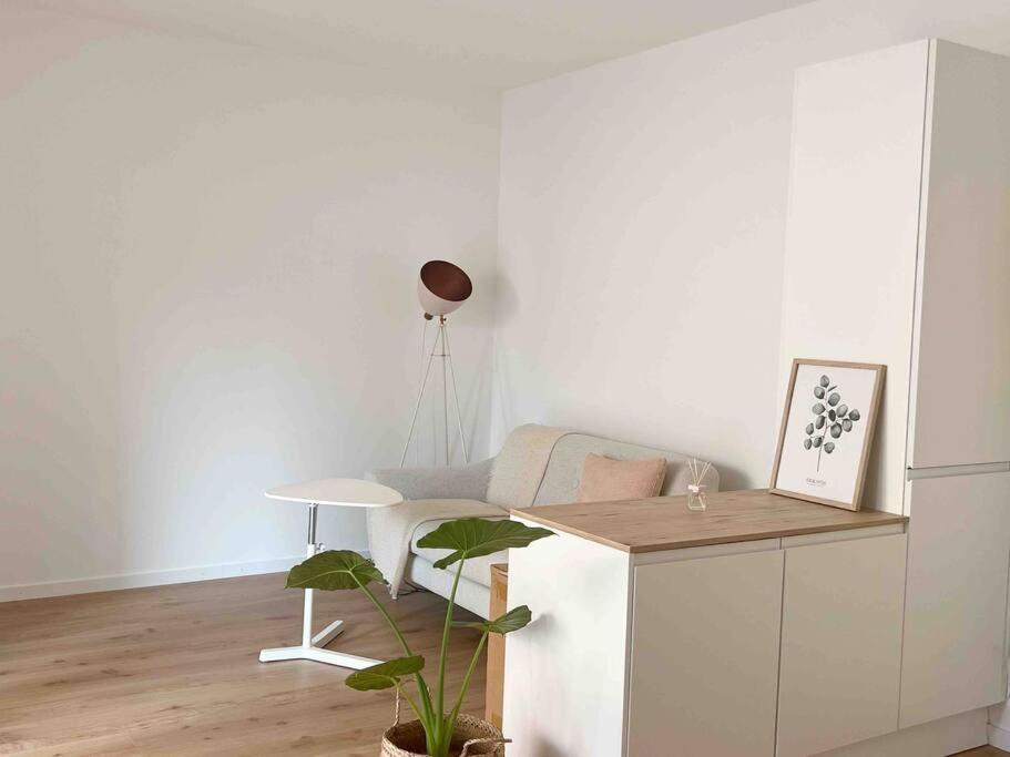 Appartement Calme Et Lumineux De 2,5 Pces Proche Lausanne Ecublens  외부 사진