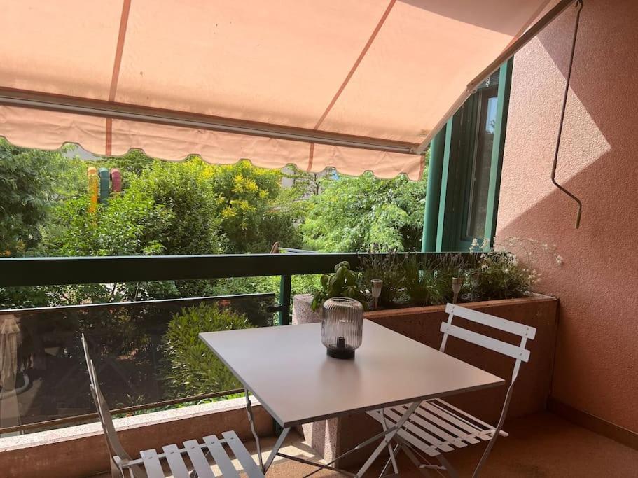 Appartement Calme Et Lumineux De 2,5 Pces Proche Lausanne Ecublens  외부 사진